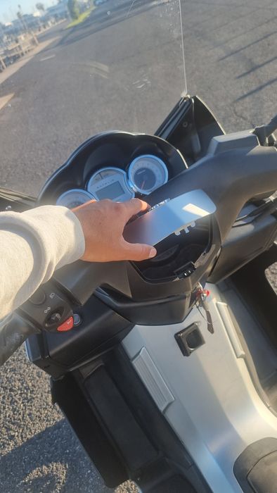 Peugeot satélis 500