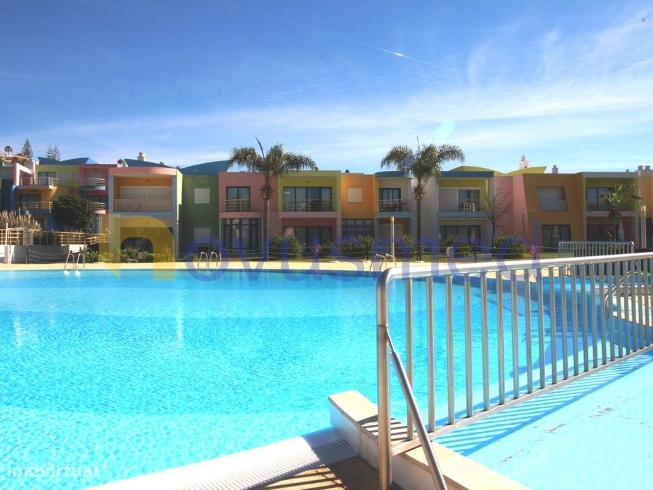 Apartamento T1 com piscina em Albufeira, junto à marina, perto da p... — Albufeira E Olhos De Água, Faro