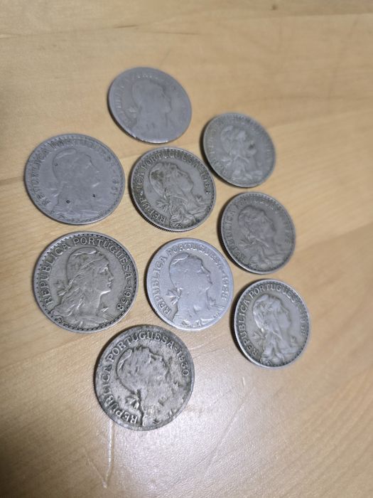 Moedas de 1 Escudo de 1927 a 1968