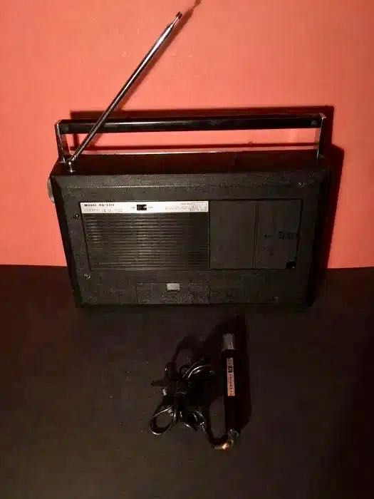 NATIONAL - rádio AM/FM leitor / gravador de cassetes - anos 70