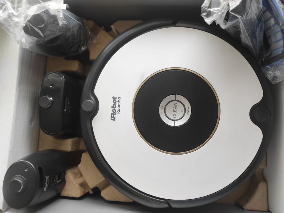 iRobot Roomba odkurzacz automatyczny robot sprzątający autonomiczny