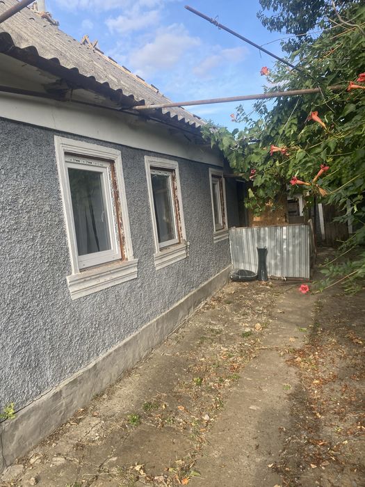 Продам дом в с. Любомирка Подільського р-на.