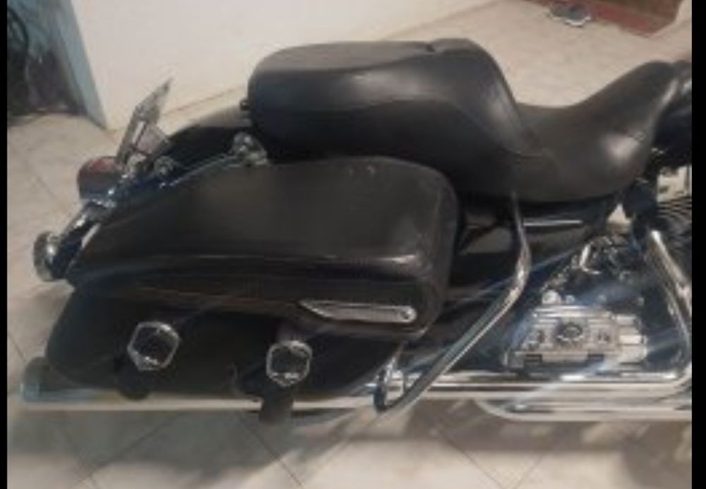 Harley davidson road king ano 2011