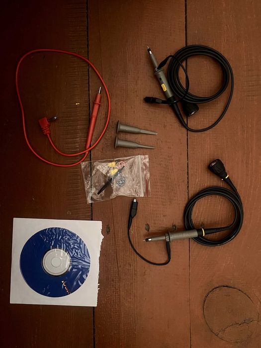 Rigol DS1052E — Цифровий осцилограф, 2 канали, 50 МГц, 1 Гвиб/с