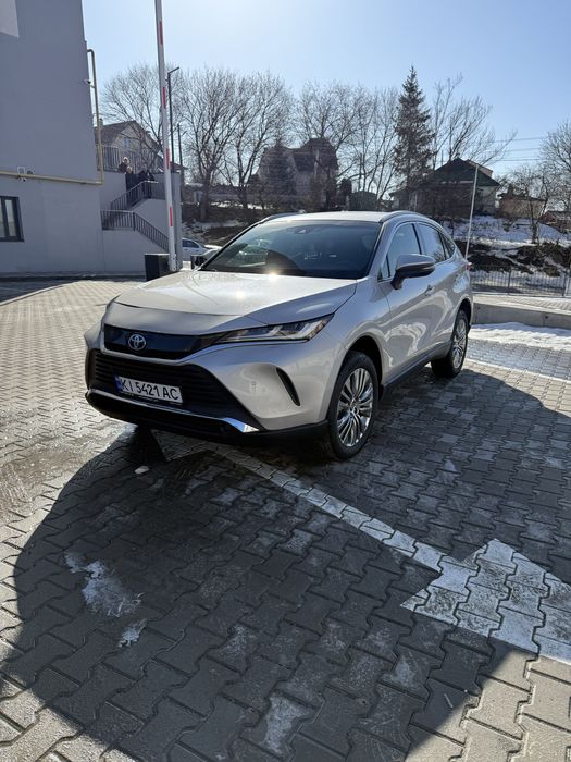 Продам автомобіль Toyota Venza