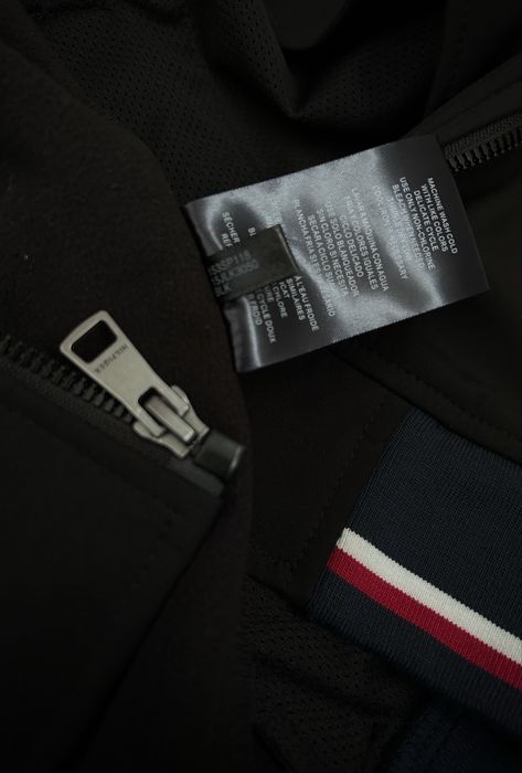 Жилет Tommy Hilfiger Breathable& Weter Resistan Originals