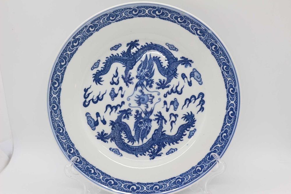 Raro Prato Porcelana Chinesa decorado com Dragões Perfeito XX