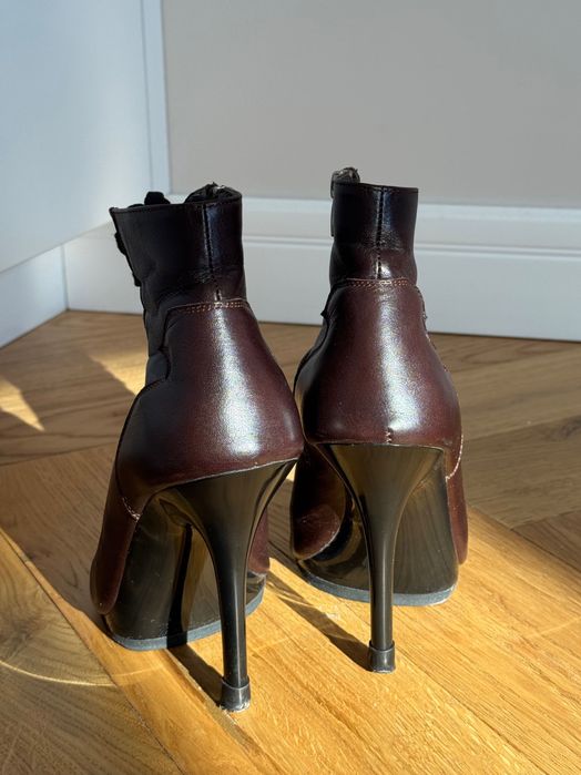 Profesjonalne buty na wysokich obcasach do high heels