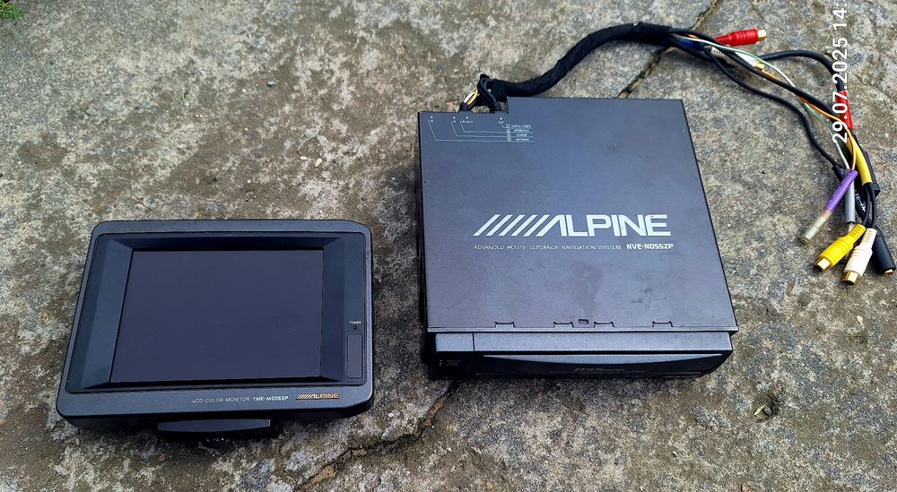 Alpine NVE-N055ZP + Alpine TME-M006SP Radio z nawi. + LCD