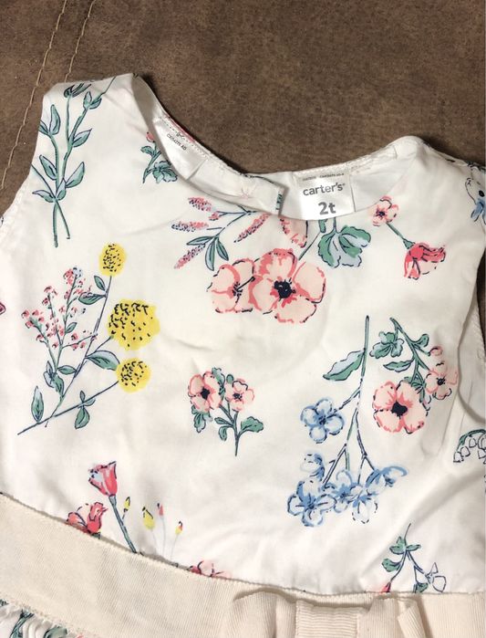 Сукня на дівчинку