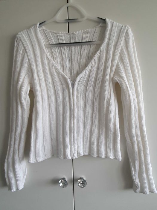 Biały sweter rozpinany - rozmiar 36