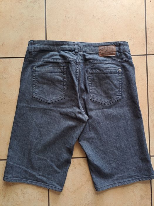 Bermudy damskie
s.Oliver rozm. 38/40