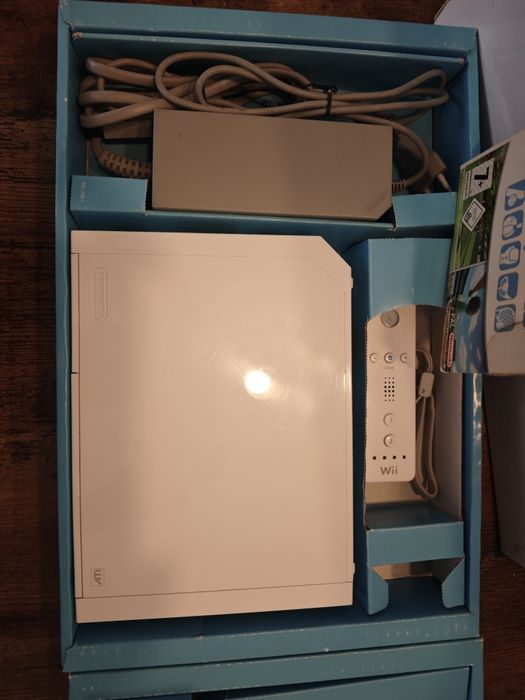 Consola Wii + Balance Board e Jogos