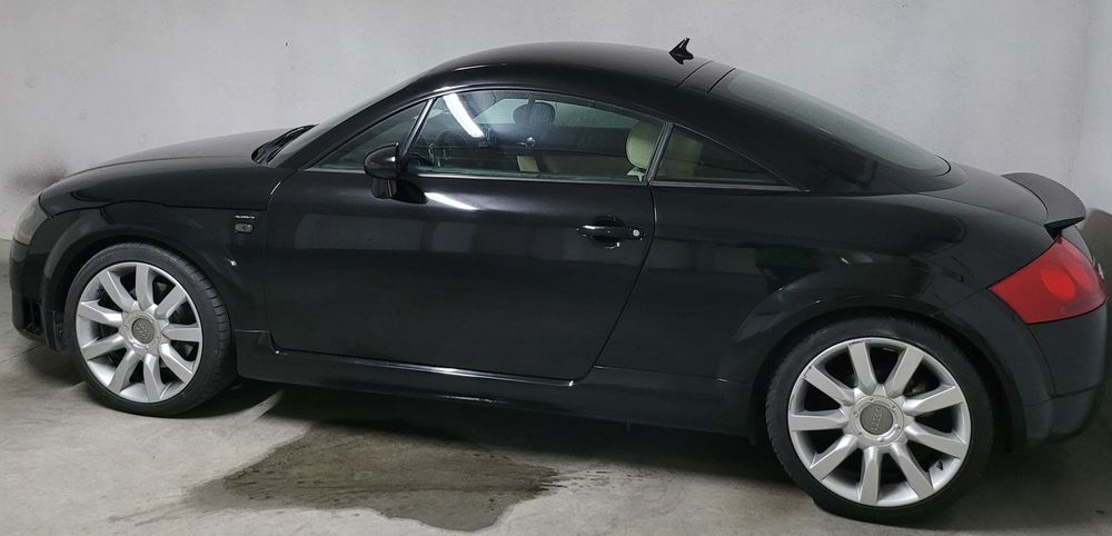 Audi TT Quattro 225 Line  RS V6 - Exclusivo