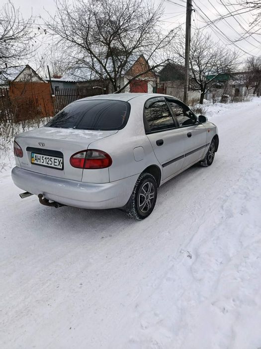Продам Део Сенс в нормальном состоянии по кузову без гнили и рыжиков, недавно делал большое ТО с заменой ГРМ и помпой 

 Новый стартер
Новый Аккумулятор

По ходовой новые шаровые, сайлентблоки, втулки и стойки стабилизатора, рулевые наконечники, тормозные колодки.

Новая резина 

Музыка, сигнализация центральный замок, лэд свет.

Короче машина реально обслужена 
По документам на мне.