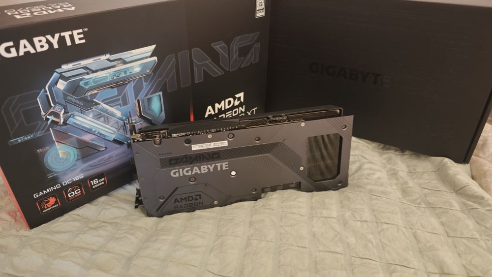 Gigabyte AMD Radeon RX 9070 XT