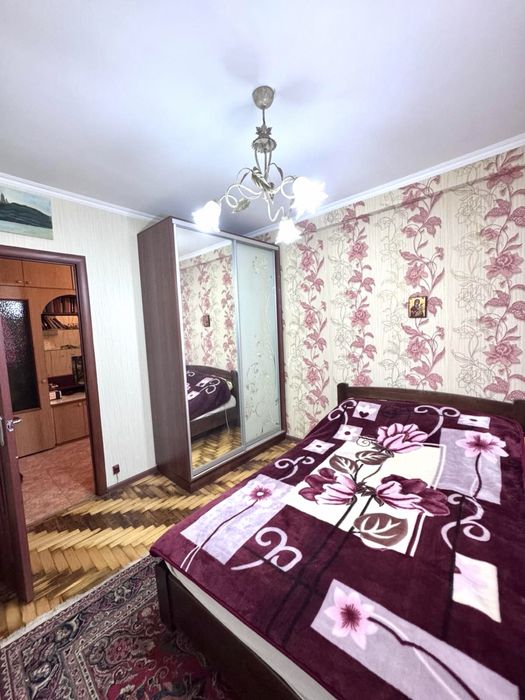 Продается 2 ком квартира в Александровском районе по улице Запорожская
