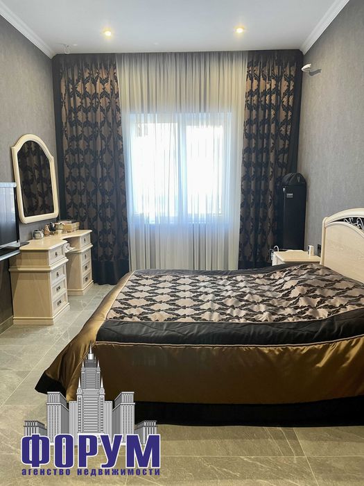 Продам новый дом 280 кв.м. Бородинский мкрн.183000  у.е.