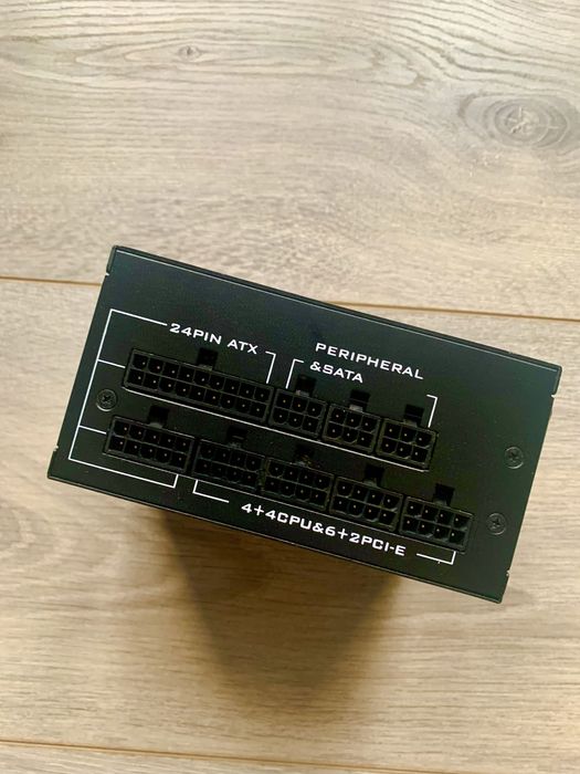 Lian Li SP750 Black 750W Gold 80Plus формфактор SFX для mITX