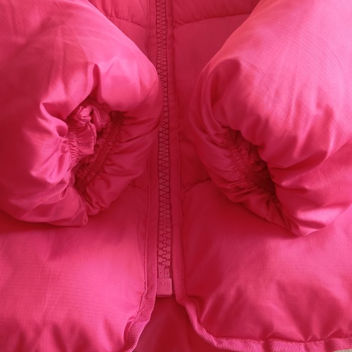 Куртка на дівчинку Н&М / розмір 122, 128