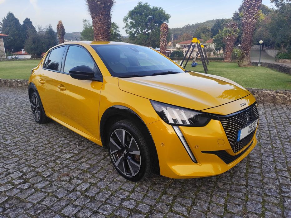 Peugeot e-208 GT - Todas as revisões na marca - Aceito Retoma — photo 4