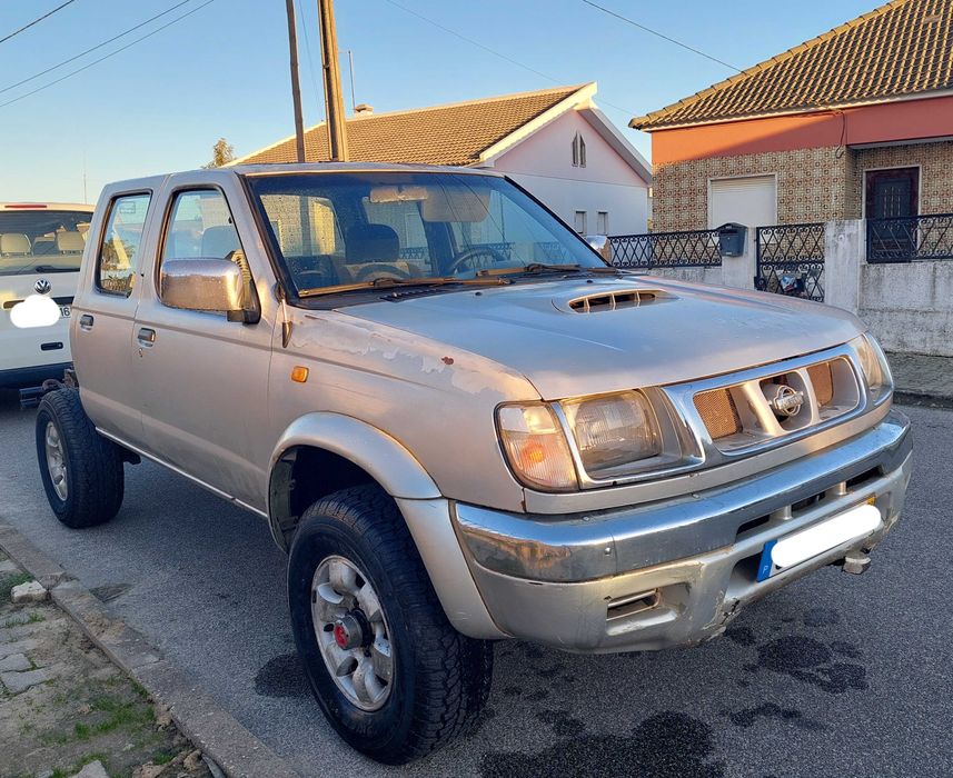 Nissan Navara D22  4x4