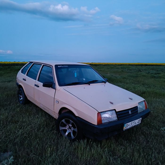 автомобиль ваз 2109