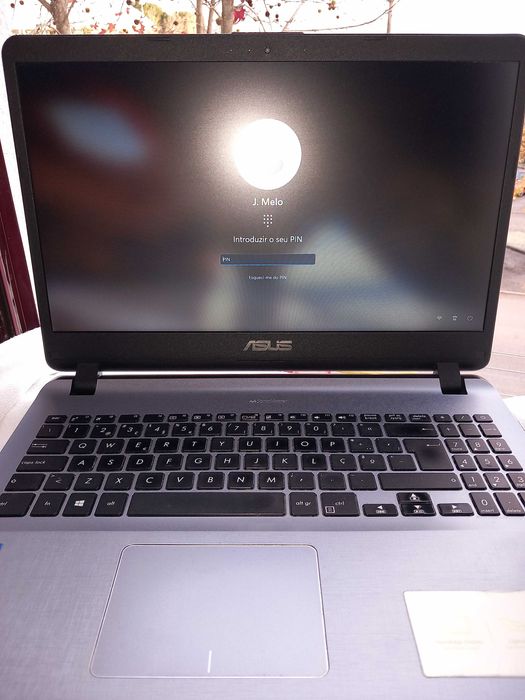 Portátil Asus VivoBook  - Disco 1TB