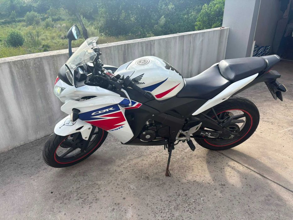 Vendo Honda cbr125r
