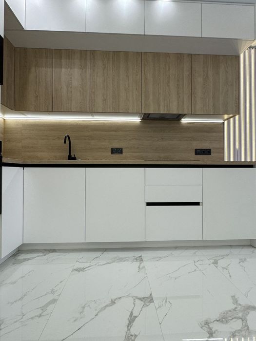 Видова на Дніпро,  ЖК GREAT, Генератор