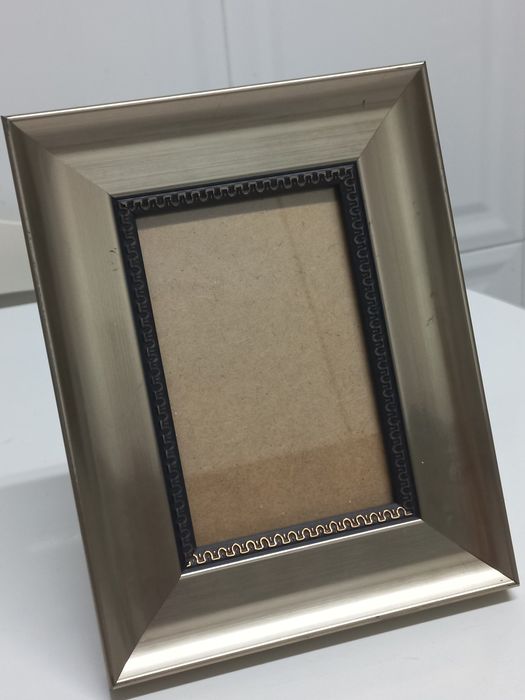 Impeccable frame. Vintage64751211135873120