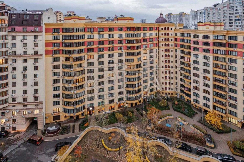 Продаж 4х кімнатної квартири ЖК Златоусівський з Дизайнерським ремонтом Центр Дмитрівська