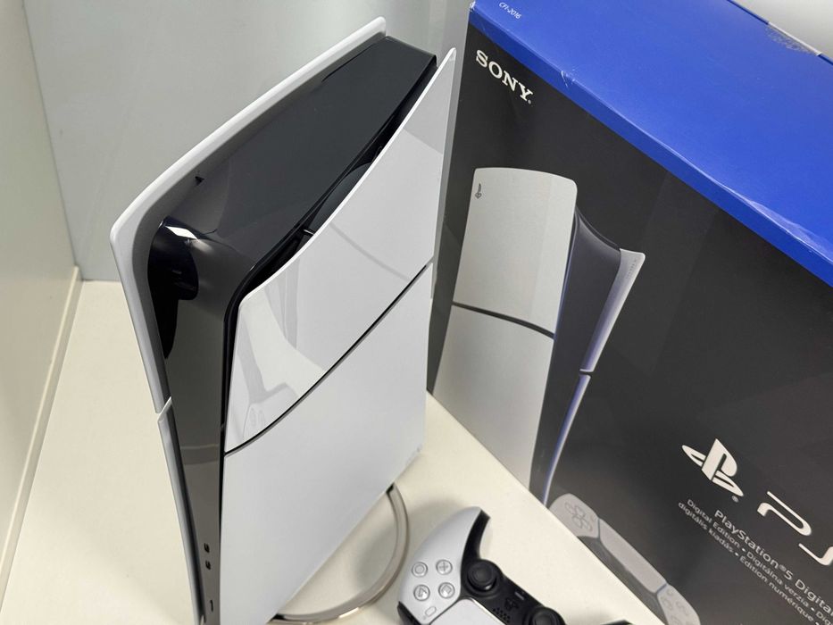 Konsola PlayStation 5 Slim 1TB z Padem Super Stan Gwarancja