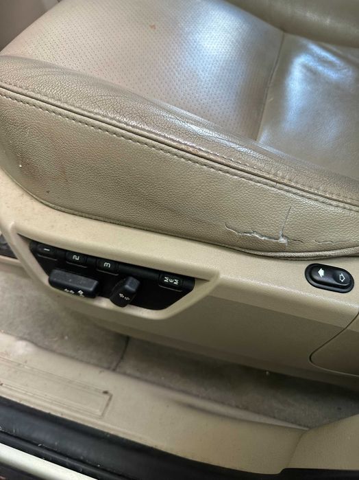 LAnd Rover Freelander 2 bancos bege e forras portas 450€