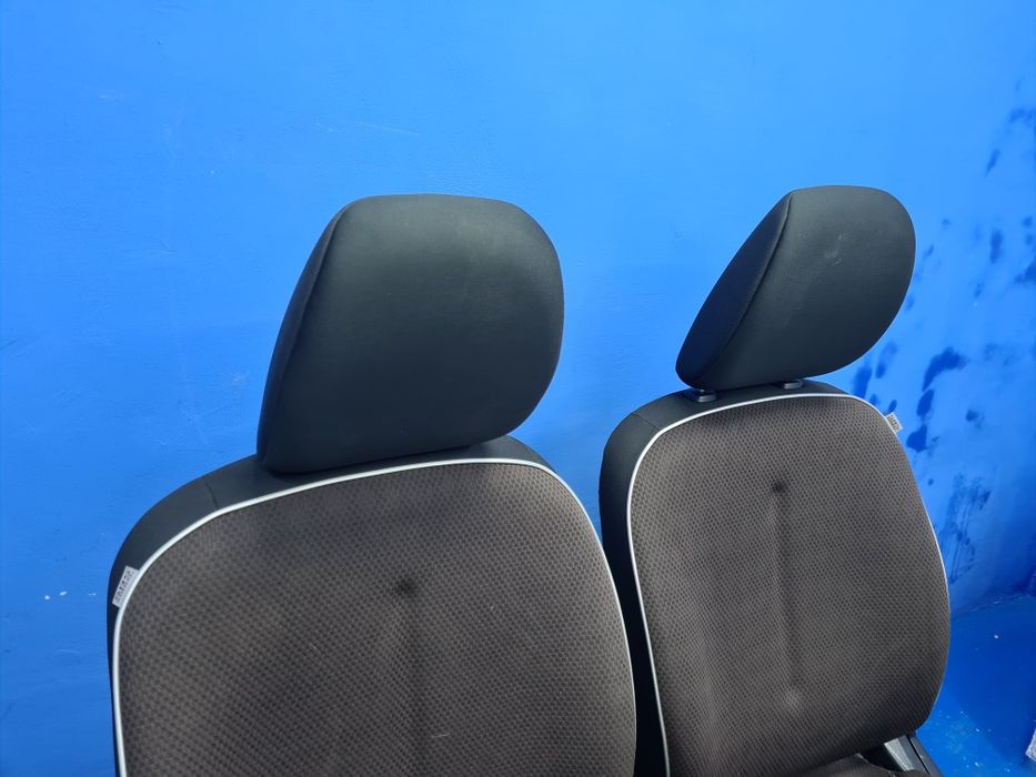 FOTELE przednie komplet lewy prawy MITSUBISHI I-MIEV ION C-ZERO OEM