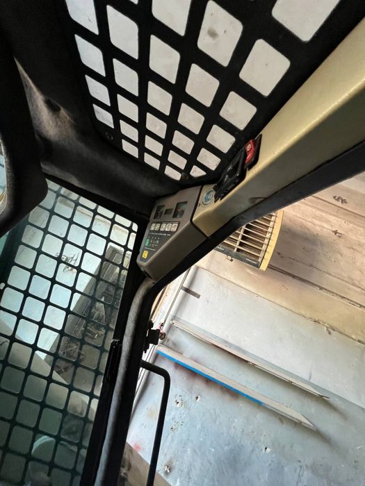 Продам Bobcat S300