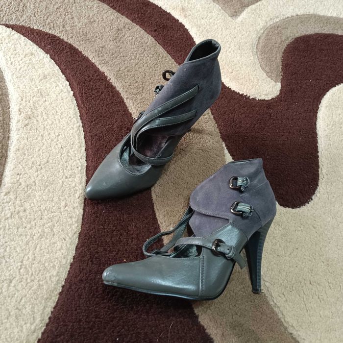 Buty na obcasie rozm 37 - kozaki botki szpilki sandały - Zestaw 8 par