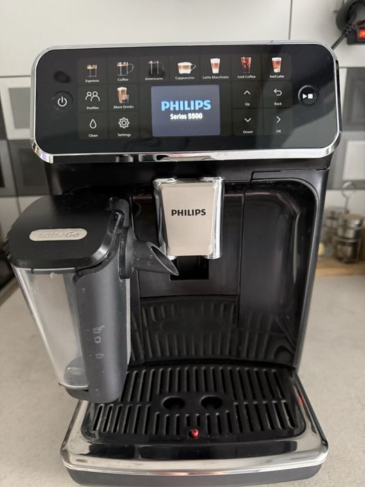 Ekspres PHILIPS LatteGo 5500 EP5541/50
