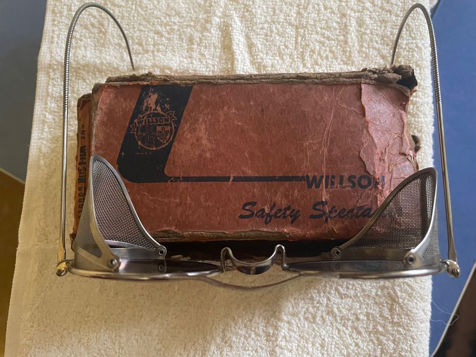 Раритетные очки Wilson