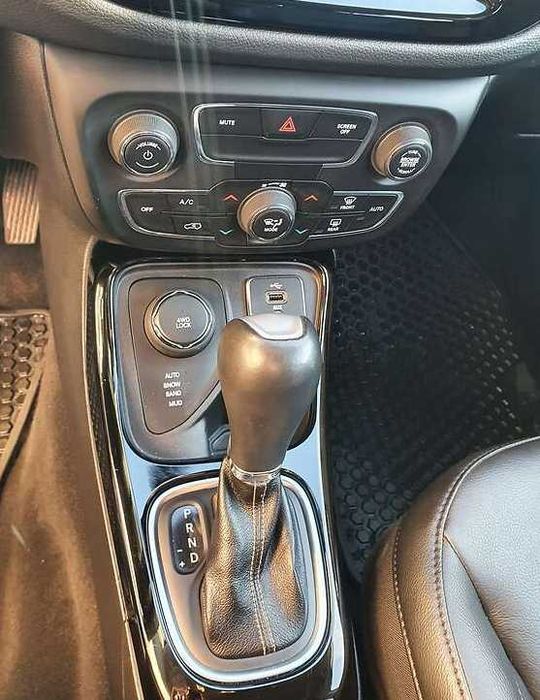 Продається JEEP COMPASS 2017 LIMITED на повному приводі