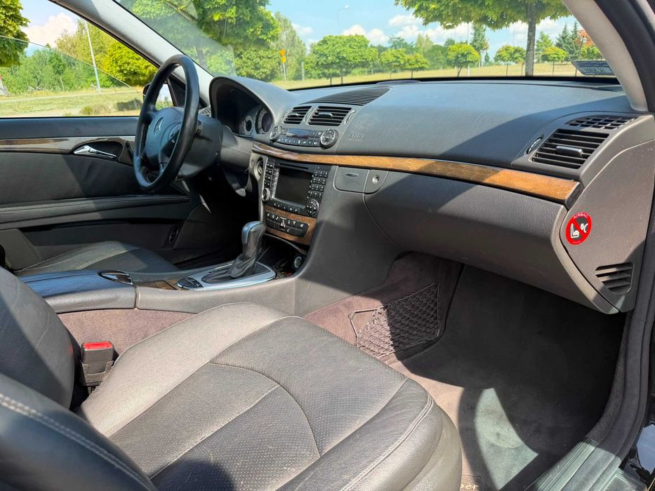 Mercedes W211 E500 2004