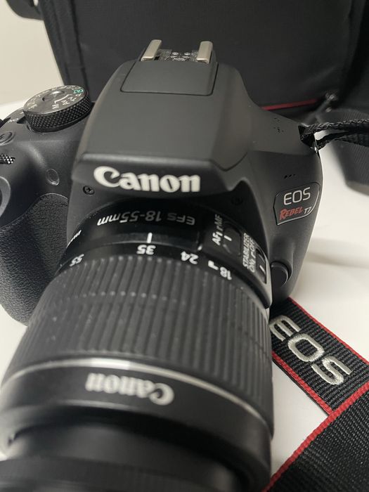 Câmara fotográfica Canon EOS Rebel T7