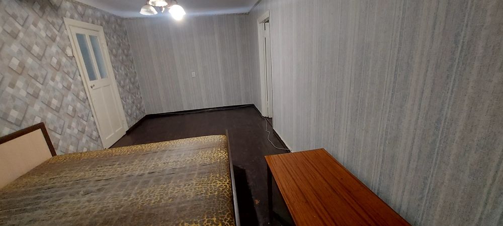 2к.кв.  на Привокзальній, можливий  обмін на авто