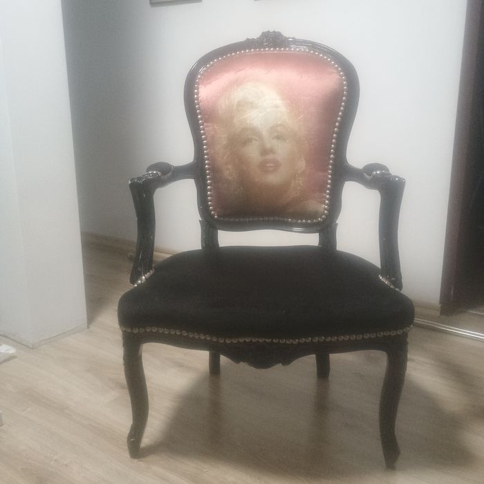 Krzesło Ludwik Glamour Maryli Monroe