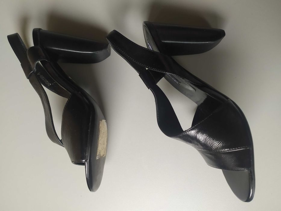 Босоножки женские кожаные р. 37 в ОТЛИЧНОМ сост.
