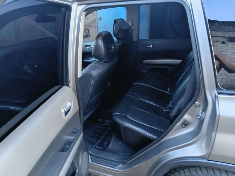 Nissan X-trail columbia 2.5/ повний привід/Газ- бензин