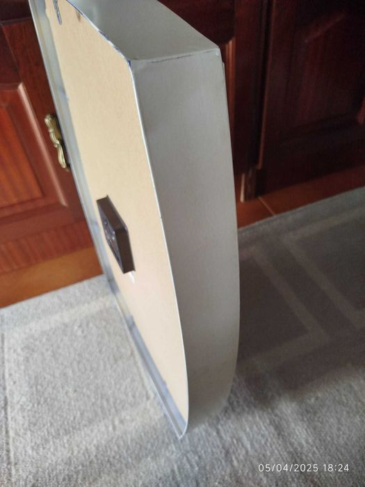 Rustic Clock, Like New64286370438785122