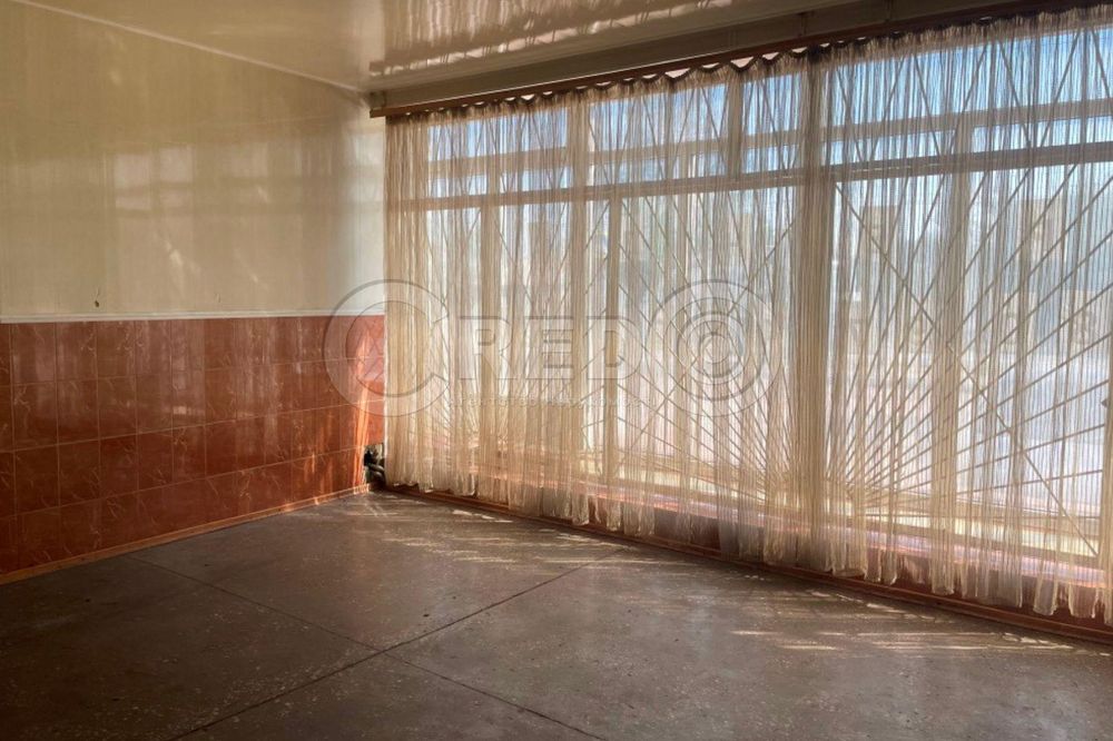 Оренда магазину, вул. Кобилянського