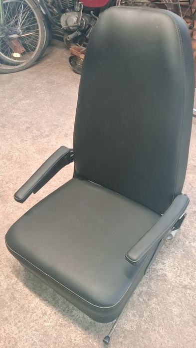 Сидіння для вантажівки