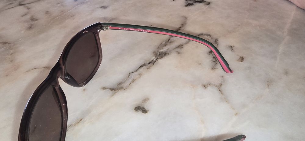 Vendo Gucci GG 1055/S